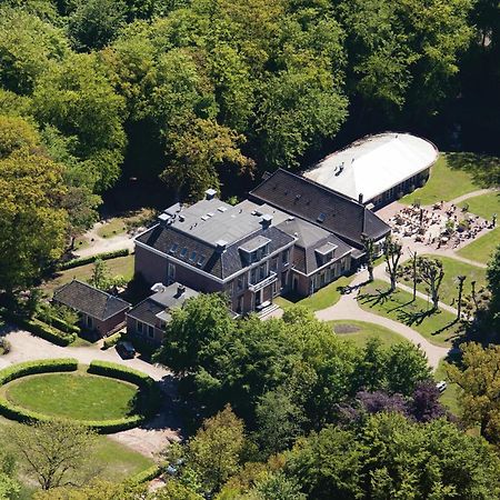 Oentsjerk Stania State Bed & Breakfast エクステリア 写真
