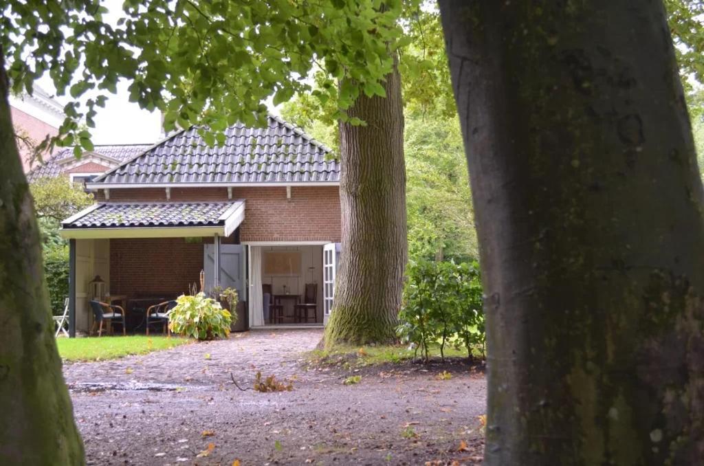 Oentsjerk Stania State Bed & Breakfast エクステリア 写真